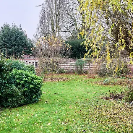 아파트 Maison Familiale Avec Un Jardin Proche Lille *