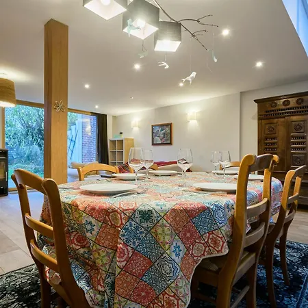 Maison Familiale Avec Un Jardin Proche Lille 아파트 Loos