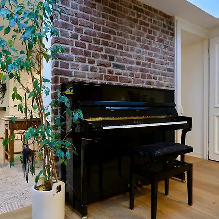 Maison Familiale Avec Un Jardin Proche Lille 아파트