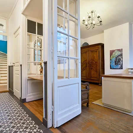 Maison Familiale Avec Un Jardin Proche Lille *