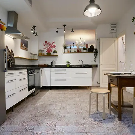 Maison Familiale Avec Un Jardin Proche Lille * Loos