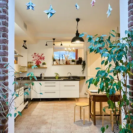 Maison Familiale Avec Un Jardin Proche Lille *