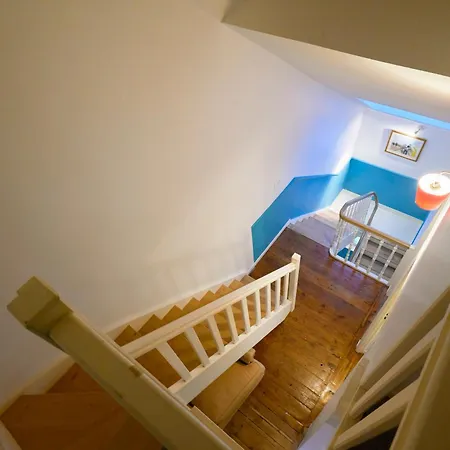 Maison Familiale Avec Un Jardin Proche Lille 아파트