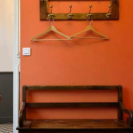 Maison Familiale Avec Un Jardin Proche Lille 아파트