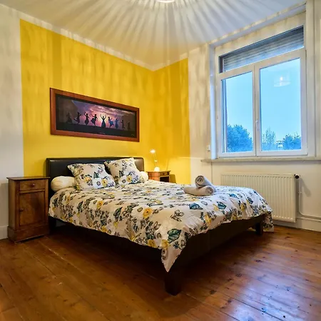 아파트 Maison Familiale Avec Un Jardin Proche Lille